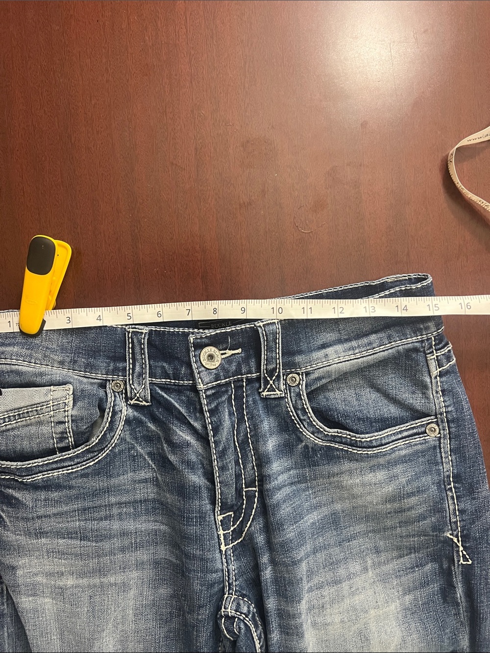 Buckle Men’s Blue Washed Bootcut Jeans - Picture 4 of 5
